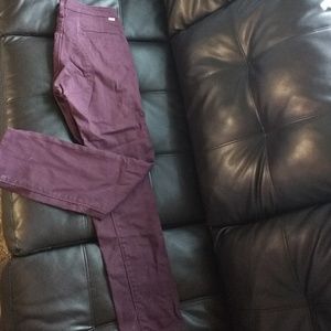 Levi commuter 30x30 plum purple